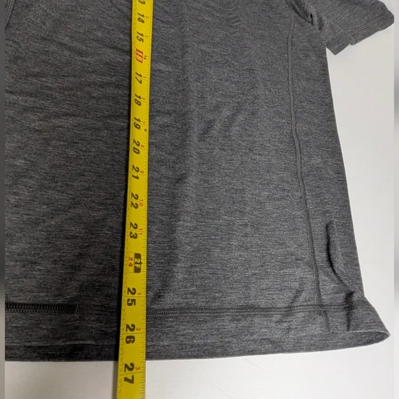 Lululemon Protean Men's Active Short  T-shirt Tee Size S Dark Gray Performance - Picture 8 of 8